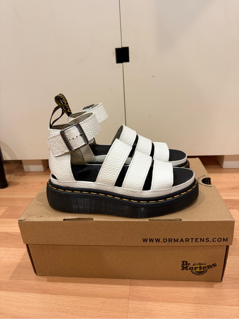 Dr. Martens White Leather Quad Sandals with Black Soles - Picture 2 of 4